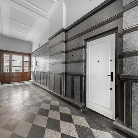 Apartament Przy Rynku Dluga 23 Krakow Luaran gambar